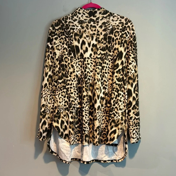 Chico's Tops - Chico’s Size 2 Women’s Size Large Blouse Shirt Top Long Sleeve Cheetah Print